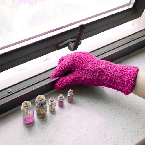 Effortless Dust Absorption Gloves